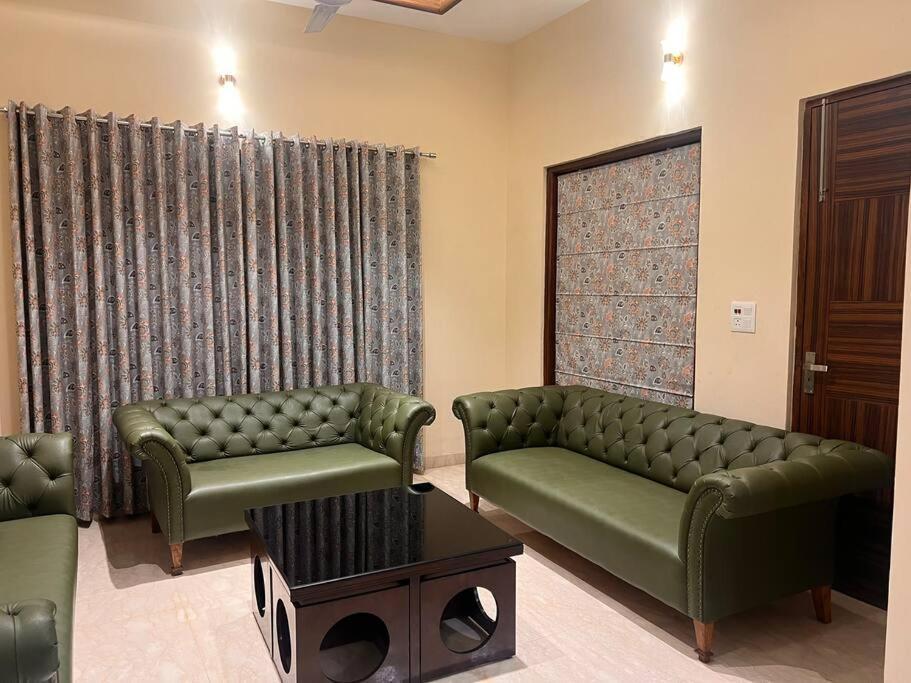 5Bhk Home Away From Home At Ranjit Avenue Amritsar Ngoại thất bức ảnh