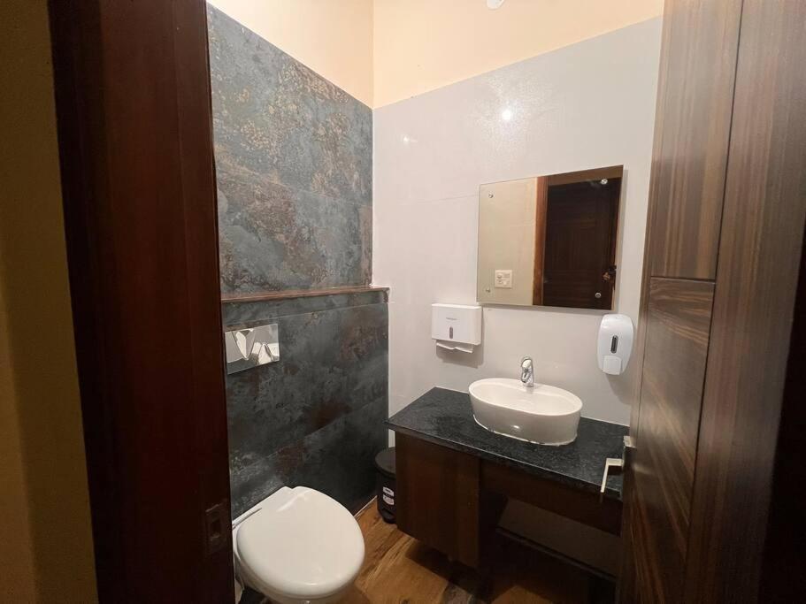 5Bhk Home Away From Home At Ranjit Avenue Amritsar Ngoại thất bức ảnh