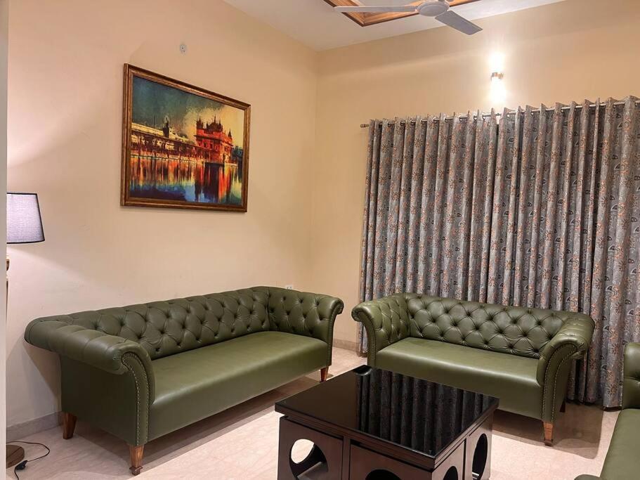 5Bhk Home Away From Home At Ranjit Avenue Amritsar Ngoại thất bức ảnh