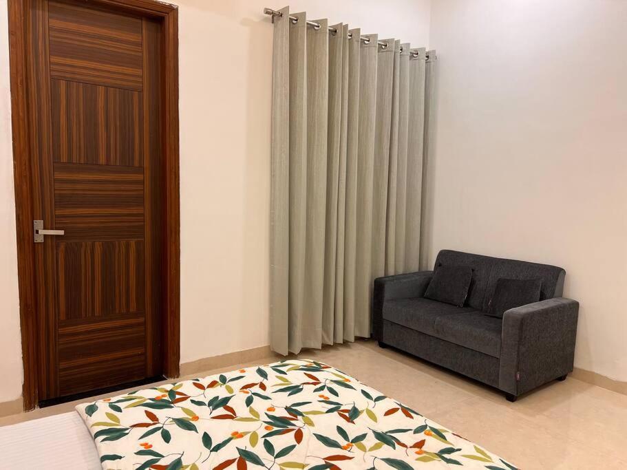 5Bhk Home Away From Home At Ranjit Avenue Amritsar Ngoại thất bức ảnh