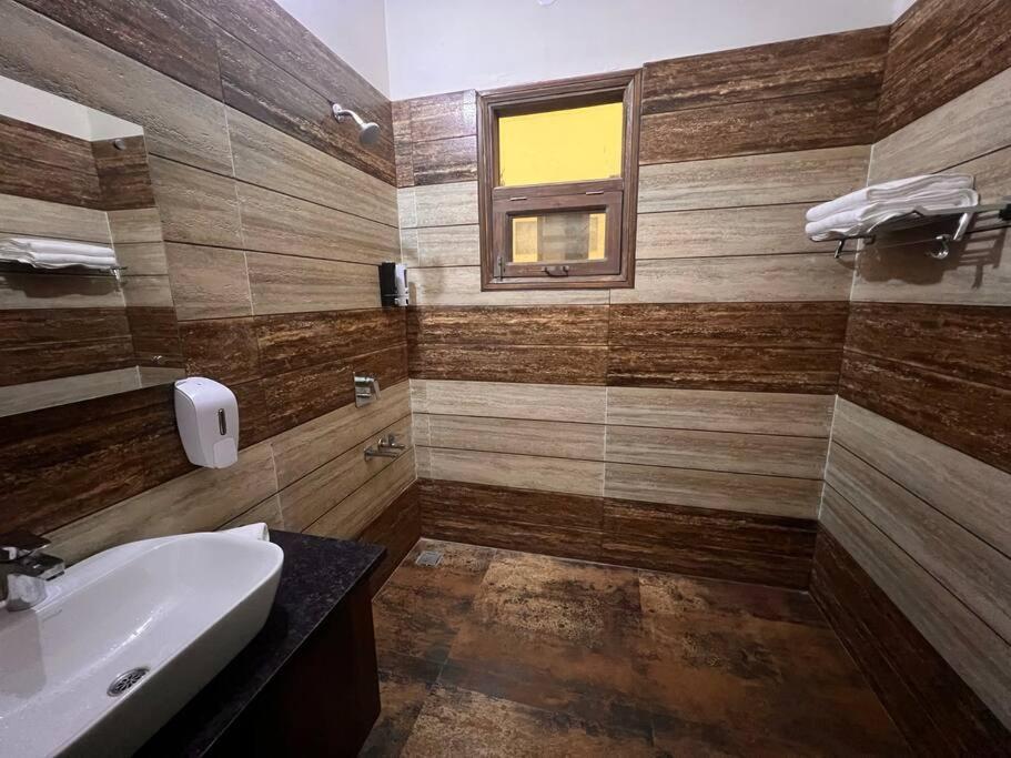5Bhk Home Away From Home At Ranjit Avenue Amritsar Ngoại thất bức ảnh