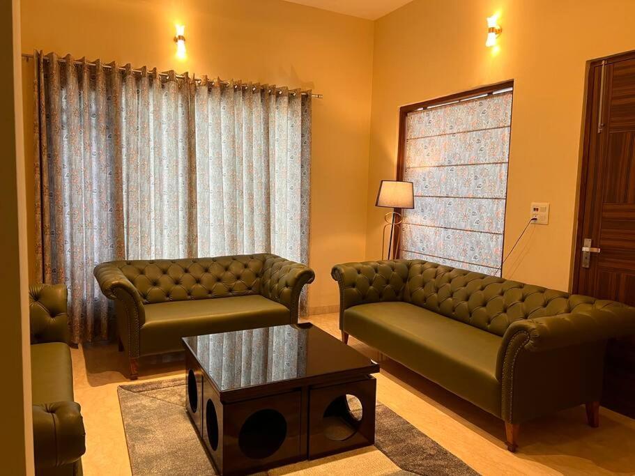 5Bhk Home Away From Home At Ranjit Avenue Amritsar Ngoại thất bức ảnh