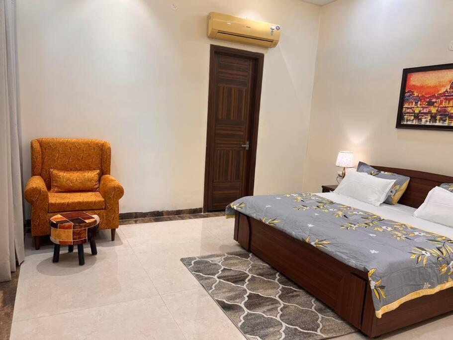 5Bhk Home Away From Home At Ranjit Avenue Amritsar Ngoại thất bức ảnh